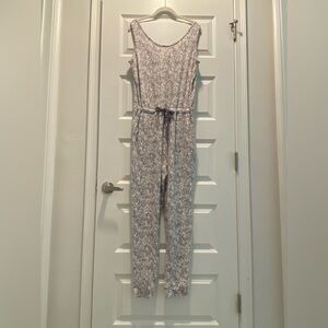 New Koolaburra by Ugg Jumpsuit Large Cheetah Leopard Print